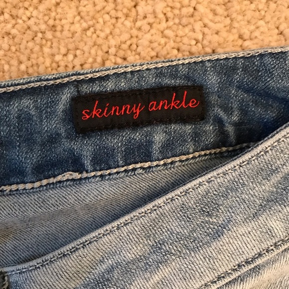 Earl Distressed Skinny Jeans Womens Size 8 Ankle Length Super Stretch Denim Blue - Picture 16 of 16